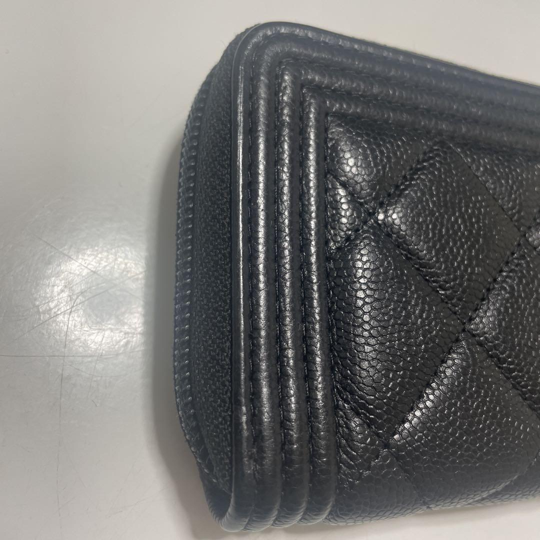 CHANEL ボーイシャネル キャビアスキン ミディアム財布 長財布