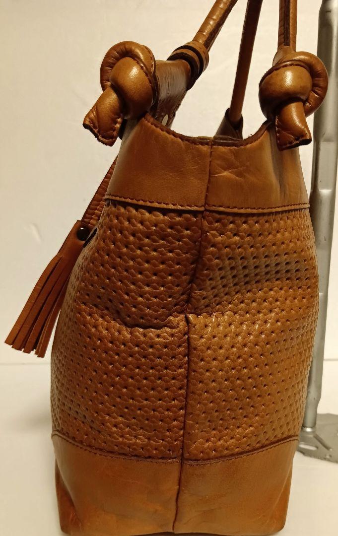 美品 BARDOT ROSE レザートートバック レザーワンショルダー 肩掛け 美品 BARDOT ROSE レザートートバック レザーワンショルダー 肩掛け