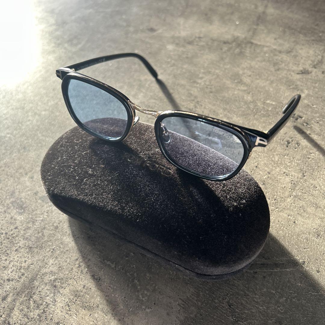 TOM FORD トムフォード サングラス TF963-D 01V
