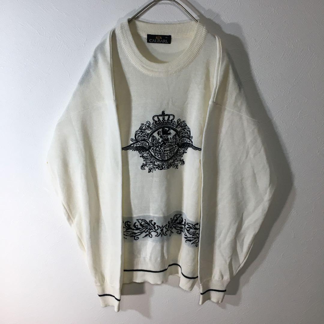 【個性派古着】デザインニット　麻入り　豪華刺繍入り　エンブレム風　白　M 個性派古着】デザインニット 麻入り 豪華刺繍入り エンブレム風 白 M