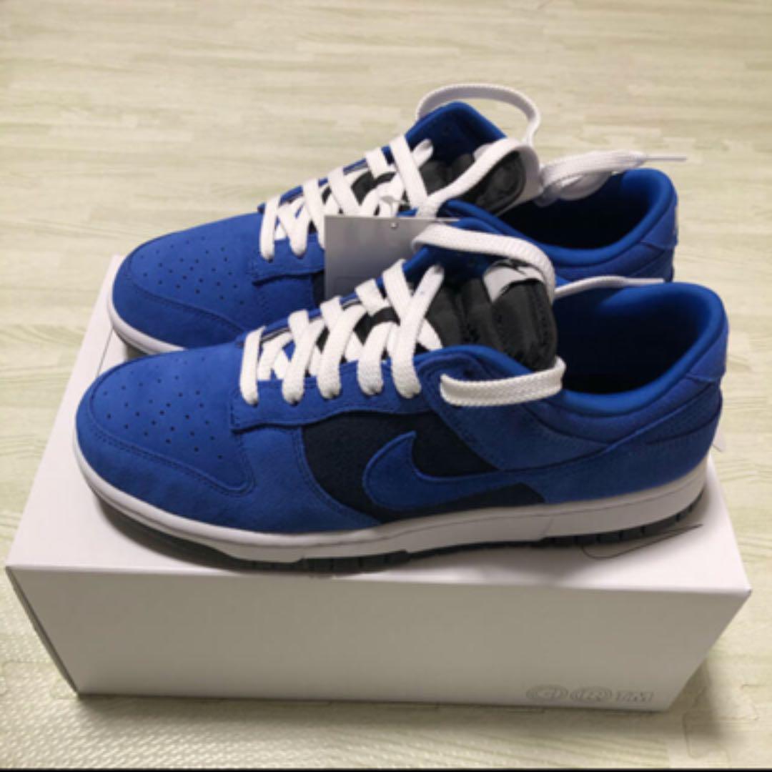 Nike by you dunk low スエード ブルー