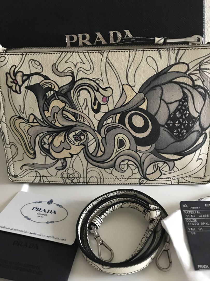 新品未使用　入手困難希少品　PRADA ショルダーバッグ ラビット　花柄