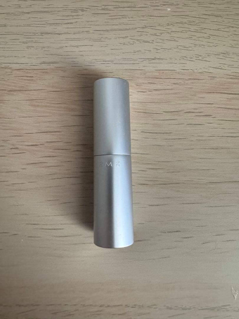 RMK ハイライトスティックとチーク