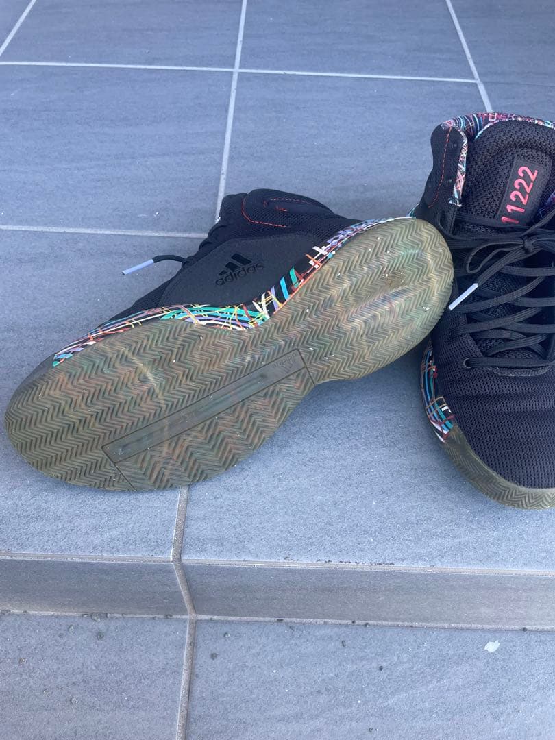 adidas 11222 バスケットボールシューズ 黒/マルチカラー