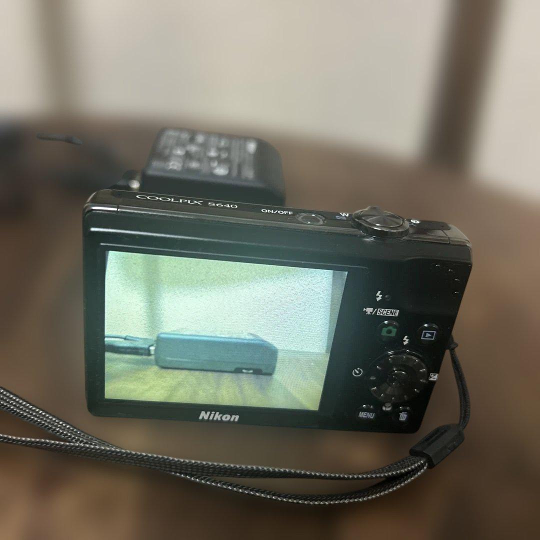 ☆デジカメ☆Nikon COOLPIX S640