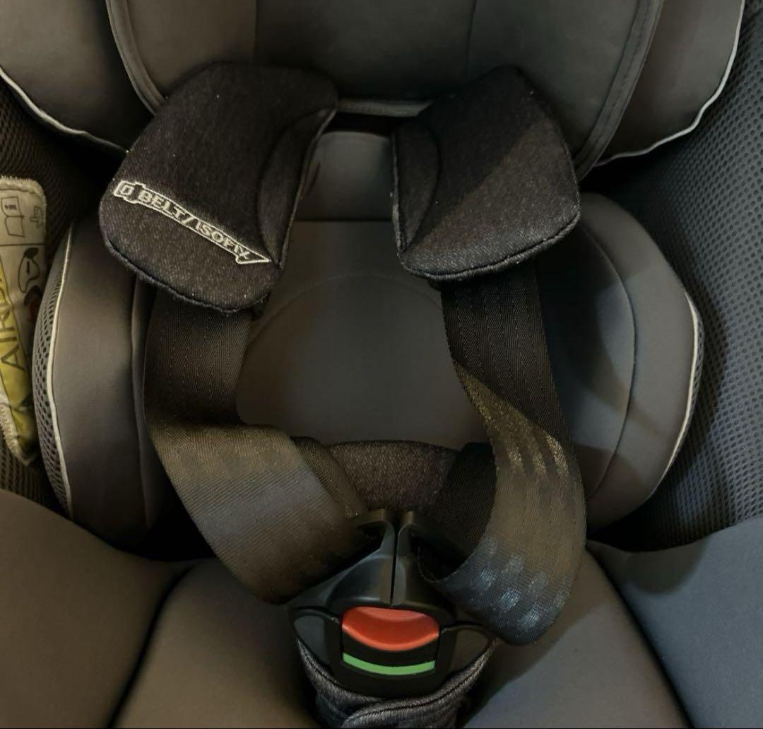 アップリカ　isofix クルリラプレミアム　チャイルドシート