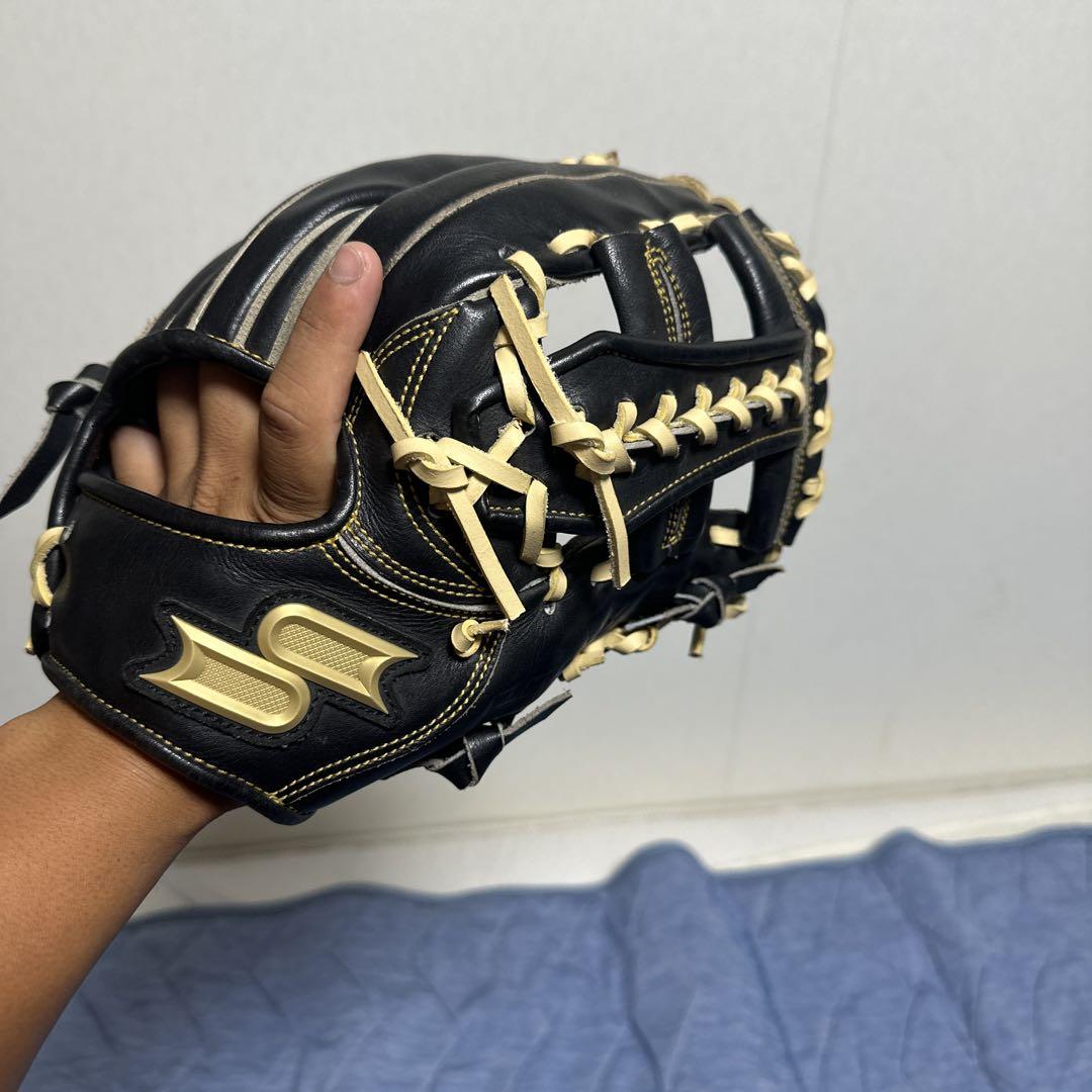 S 黒金 レザー 硬式野球グローブ 右投げ用 - メルカリ