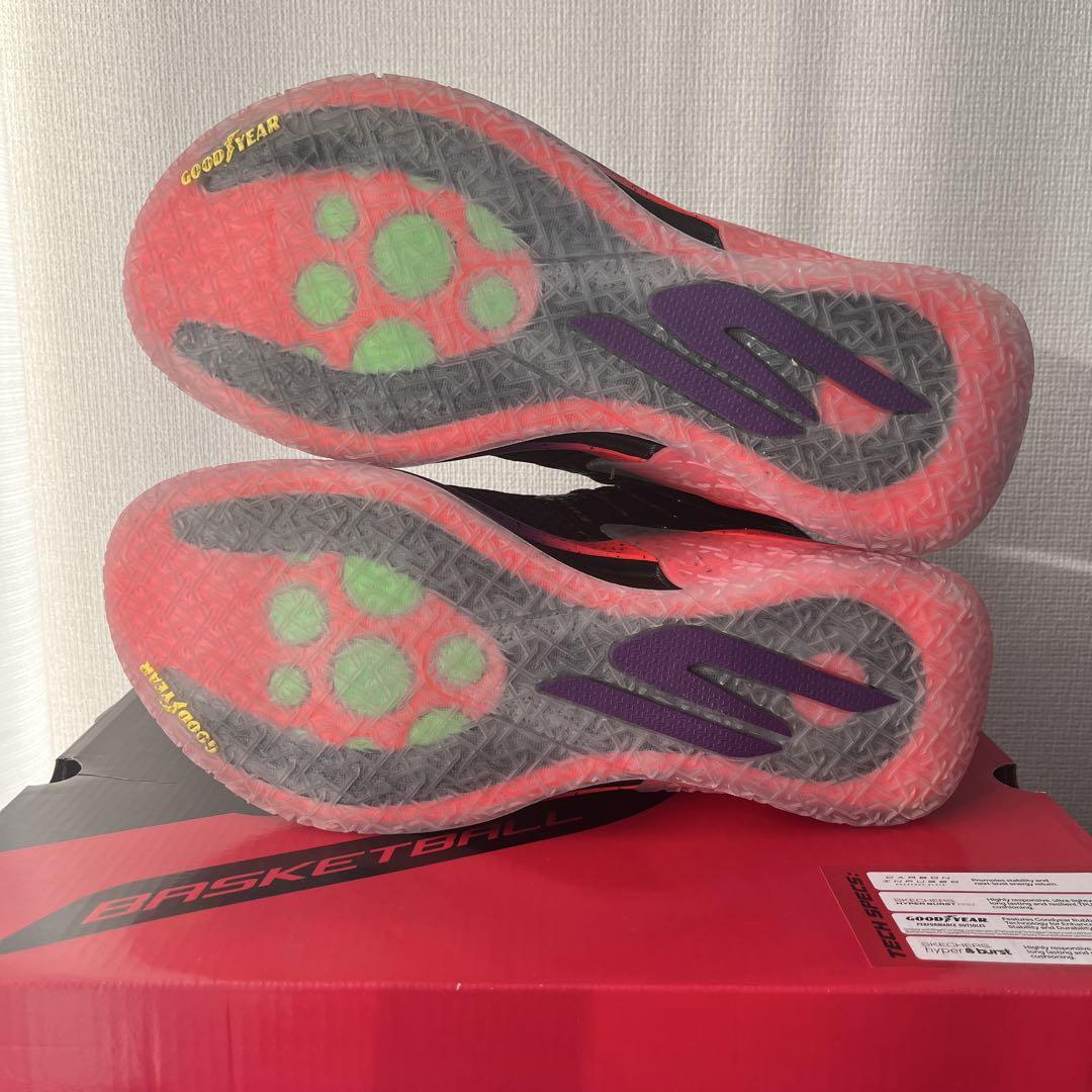 ✿ SKECHERS