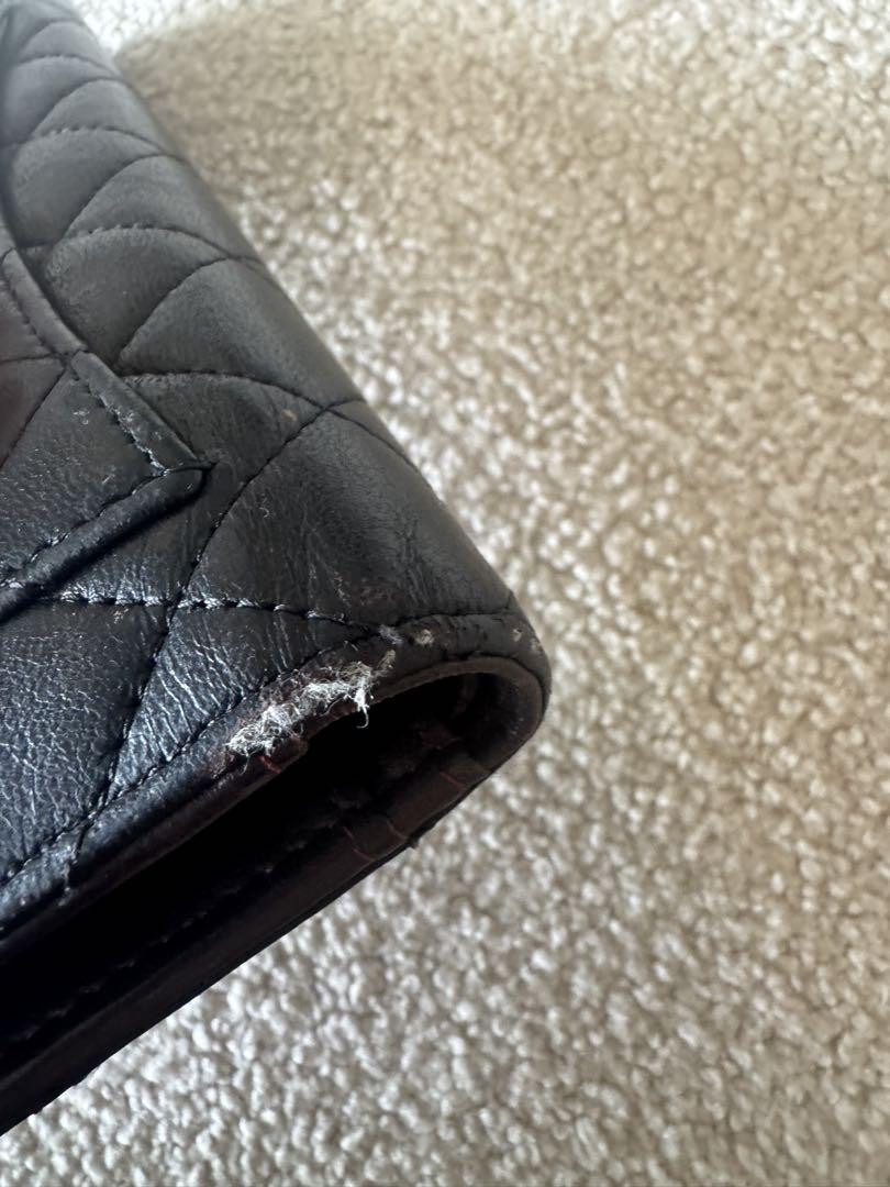 CHANEL 二つ折り財布 マトラッセ　カーフスキン