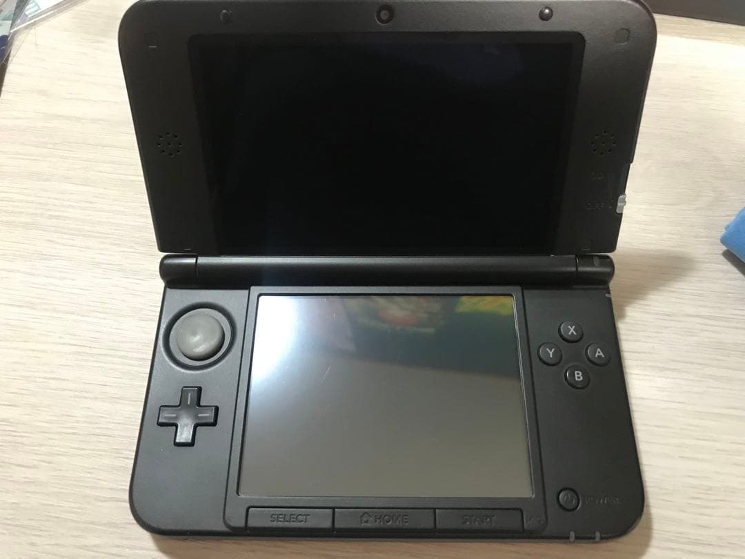【美品】Nintendo 3DS LL レッド×ブラック 本体