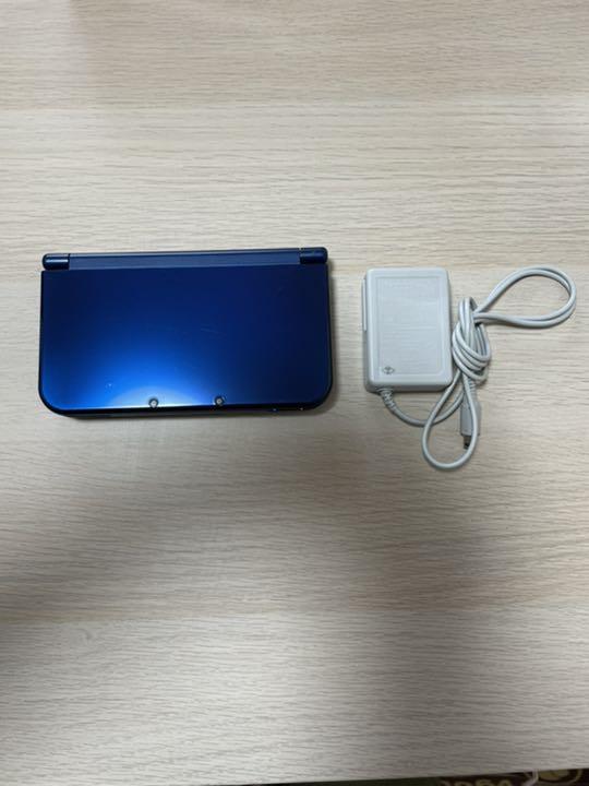 ☆大人気商品☆Newニンテンドー3DS LL メタリックブルー 中古美品 非 クーポンで割引 本体と充電器 メタリックブルー LL Newニンテンドー3DS 携帯用ゲーム本体
