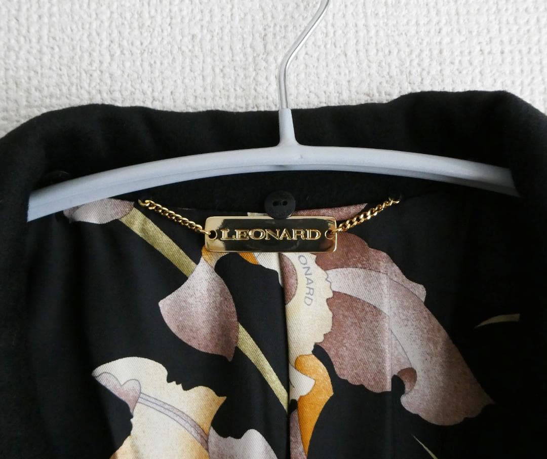 LEONARD レオナール 裏地花柄 カシミヤ テーラードジャケット LEONARD レオナール 裏地花柄 カシミヤ テーラードジャケット