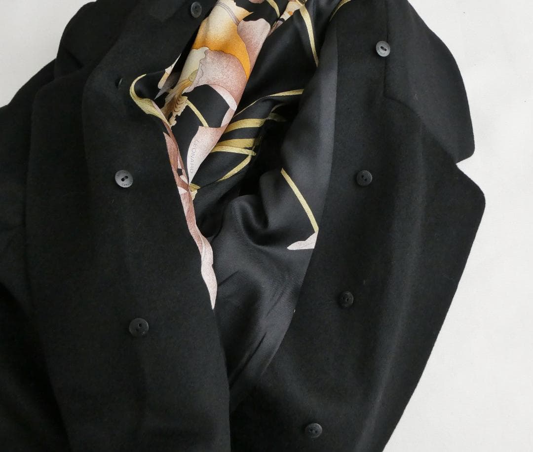 LEONARD レオナール 裏地花柄 カシミヤ テーラードジャケット LEONARD レオナール 裏地花柄 カシミヤ テーラードジャケット