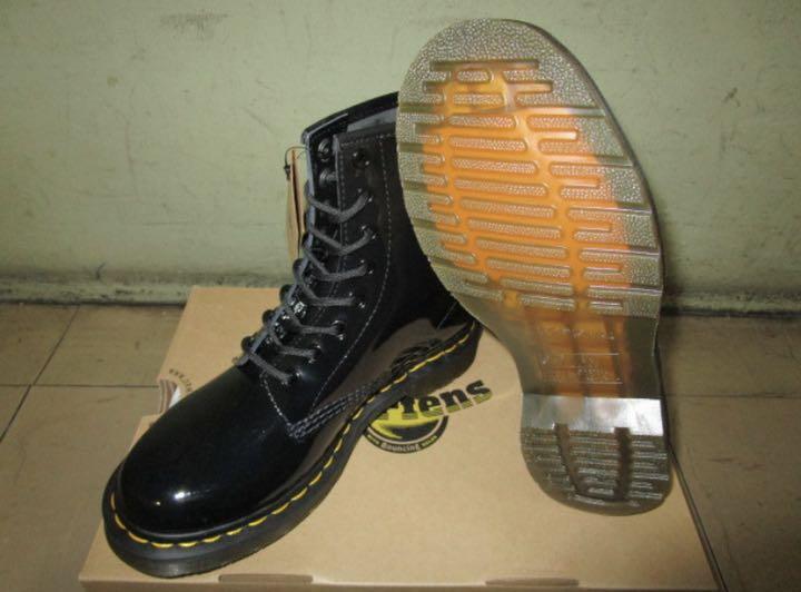 大得価即納 ○新品Dr.MartensドクターマーチンUK5 ブラックパテント VfFmS-m24119777550 新作在庫