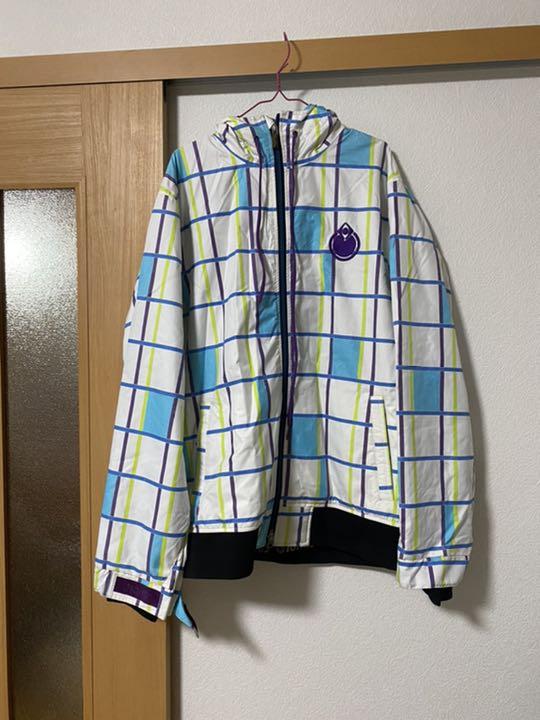 ノーミス　nomis スノーボードウェア