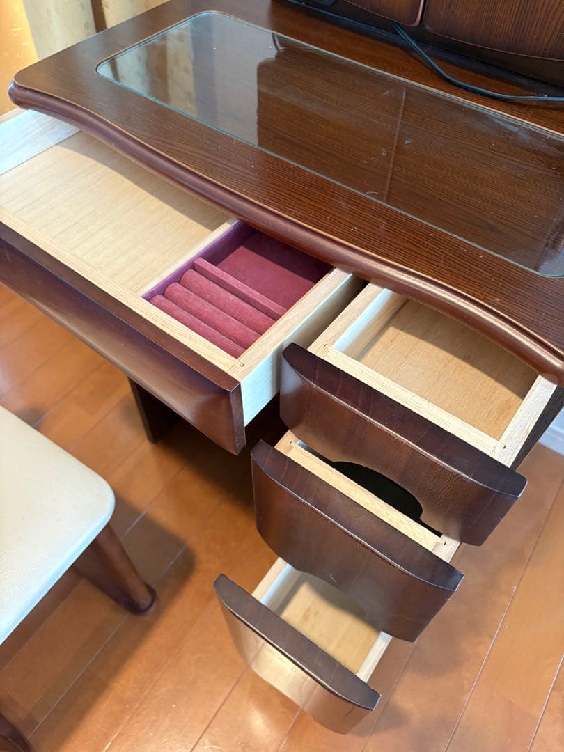 #ドレッサー #ドレッサー