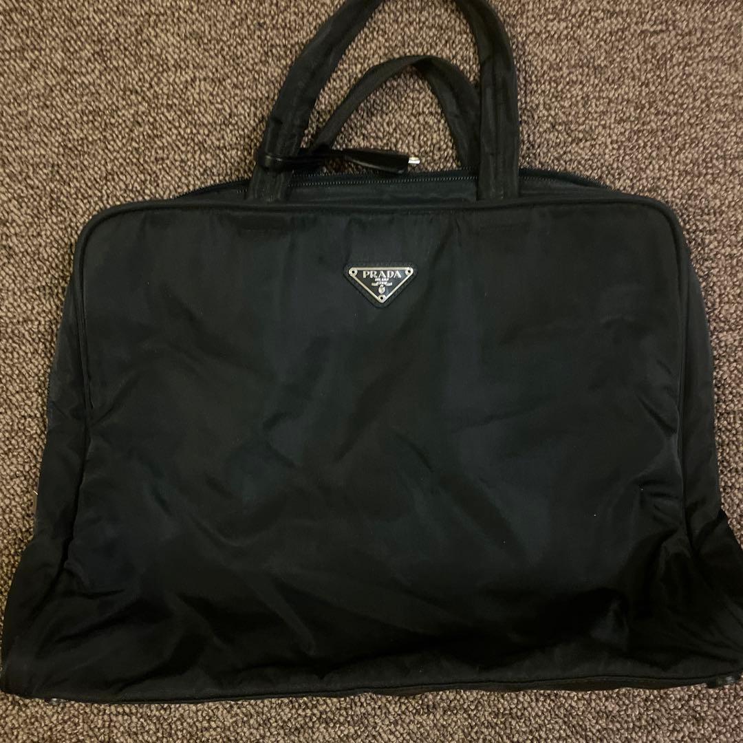 プラダ　バック
