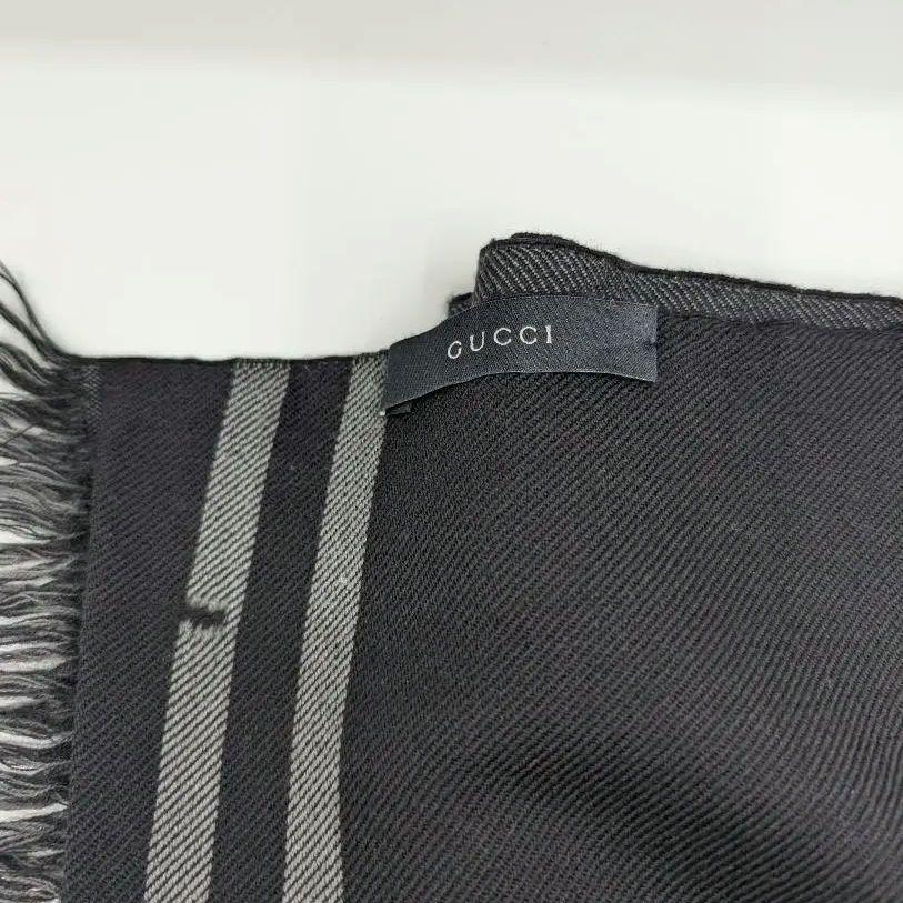 GUCCI】グッチ ロゴ ジャカード マフラー 長さ１８０ｃｍ幅３３ｃｍ メンズ
