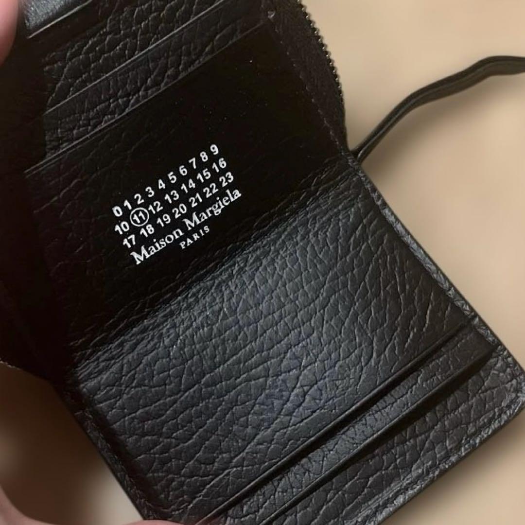 Maison Margiela ブラックレザー 二つ折り財布 Maison Margiela ブラックレザー 二つ折り財布 - メルカリ