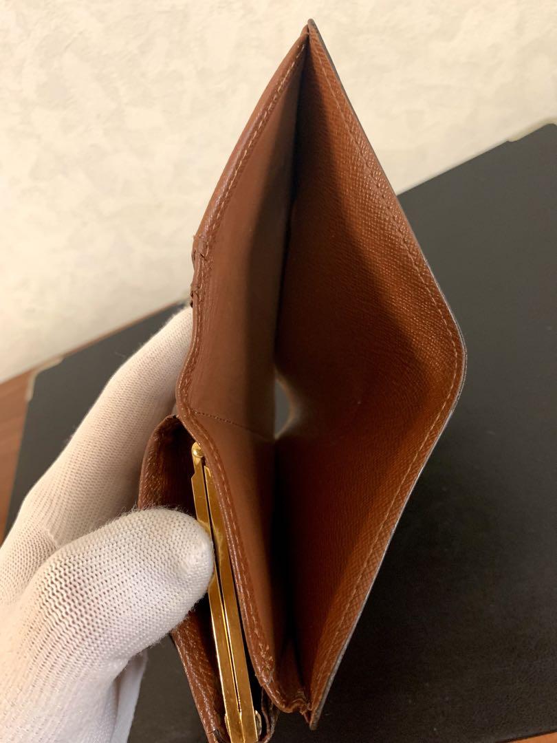 Louis Vuitton ルイヴィトン 折り財布 エピ がま口 ロゴ金具 極美品 50 LOUIS VUITTON ルイヴィトン エピ 折り財布 がま口