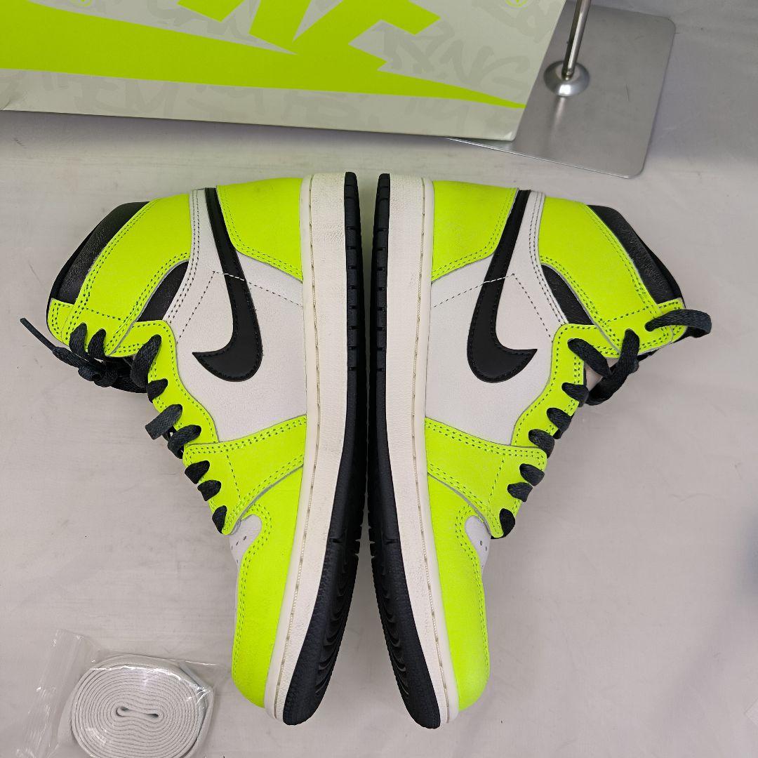 メンズ☆Nike Air Jordan 1 HIGH OG VOLT 29cm