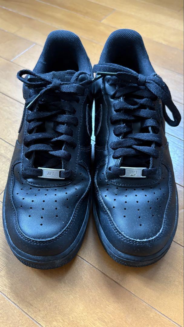 Nike Air Force 1 ブラックスニーカー