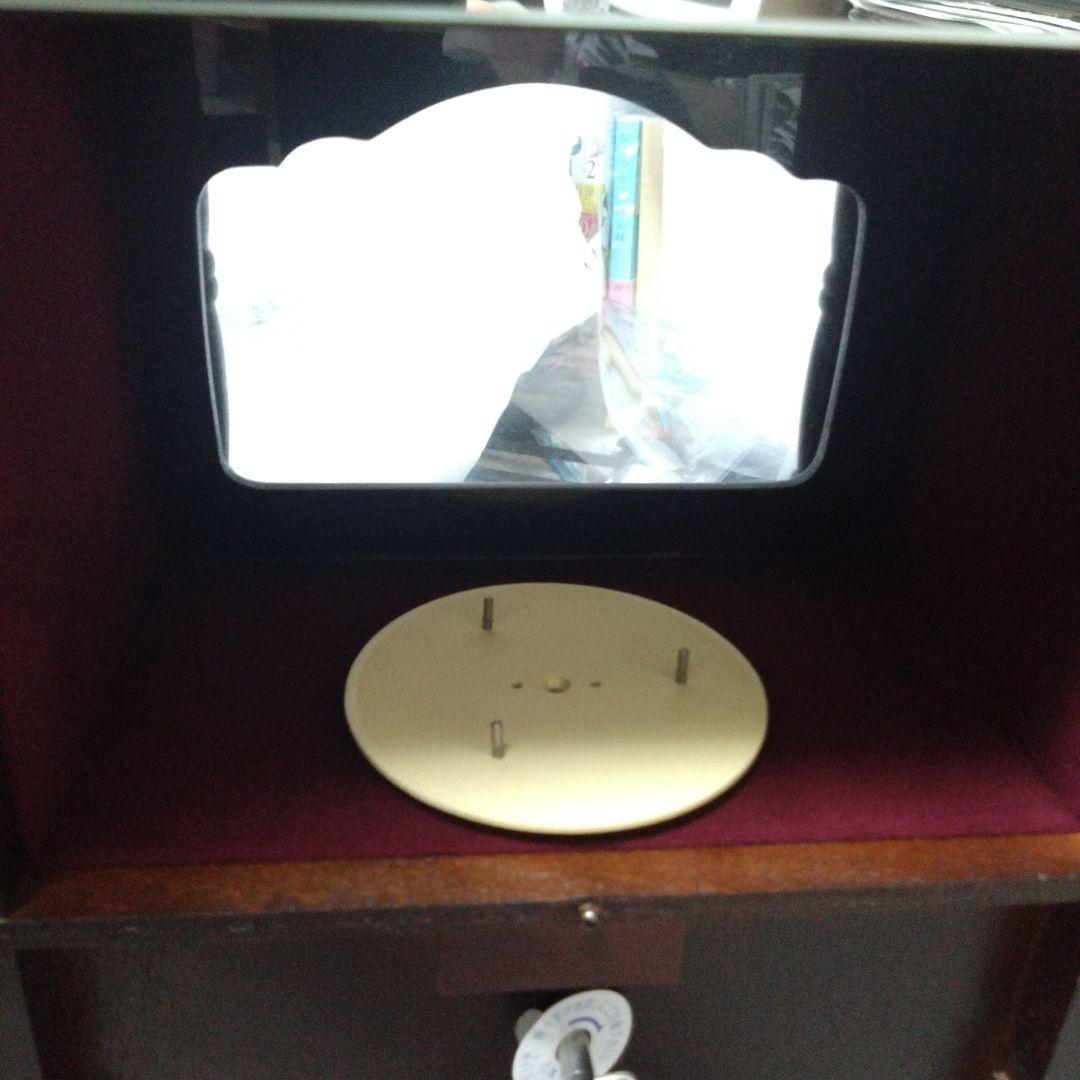 木製オルゴール フィギュア付き