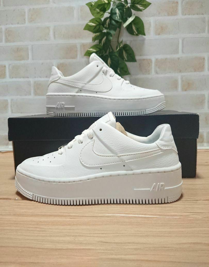 NIKE AIR FORCE 1 エアフォース1 ホワイト 23㎝ セージロー NIKE AIR FORCE 1 エアフォース1 ホワイト 23㎝ セージロー