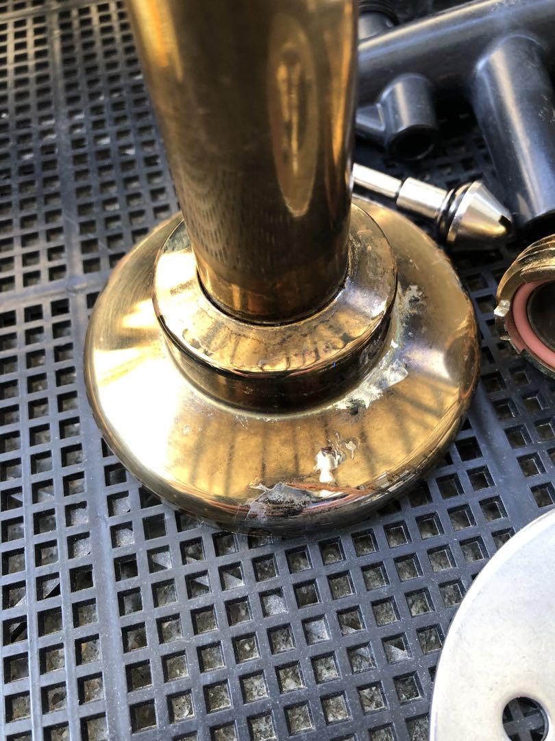 生ビールサーバー用ドラフトタワー　台座付き