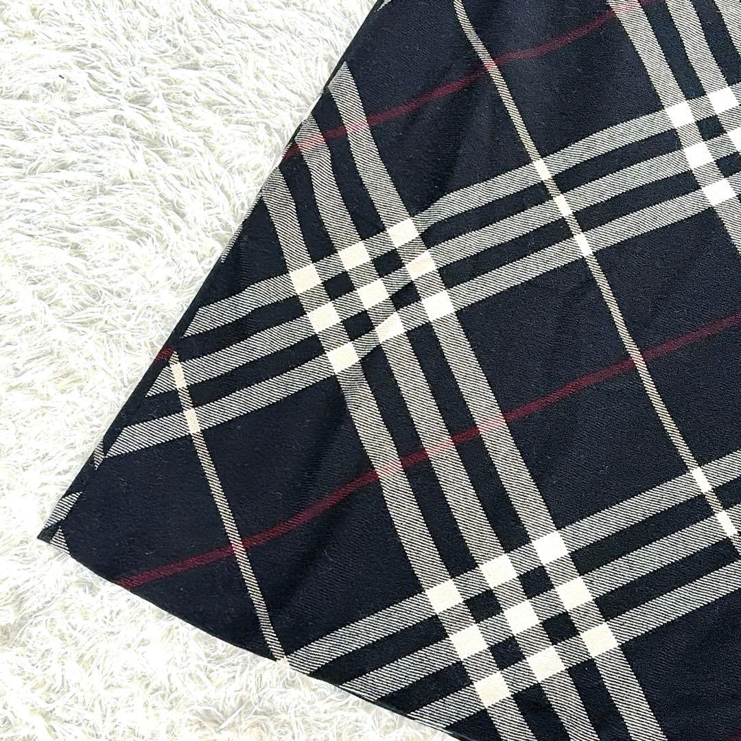 希少17大きなサイズ✨美品【バーバリーロンドン】ウール100ノバチェックスカート 希少17大きなサイズ✨美品【バーバリーロンドン】ウール100ノバチェックスカート