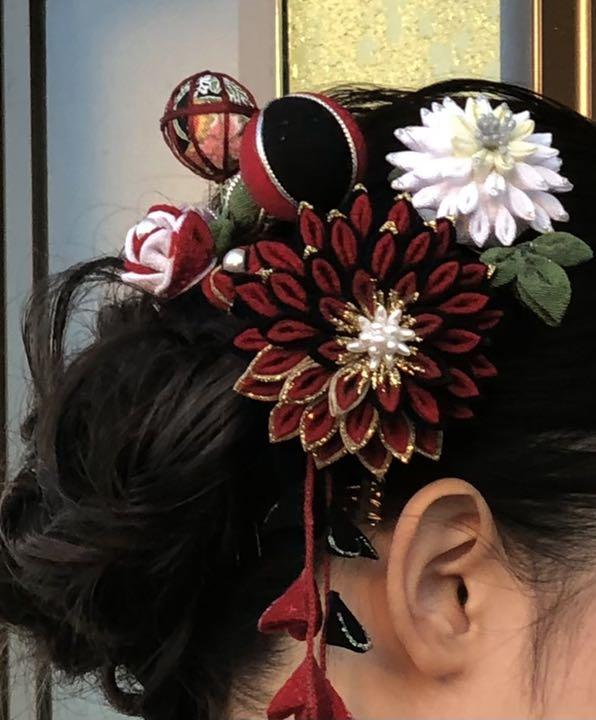 成人式髪飾り・つまみ細工(成人式・結婚式)