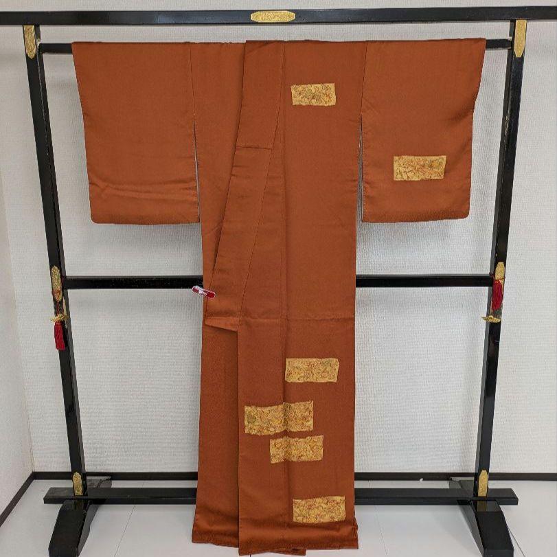 付け下げ 正絹 一つ紋 相良刺繍 素敵なデザイン 広衿 袷 着物翼