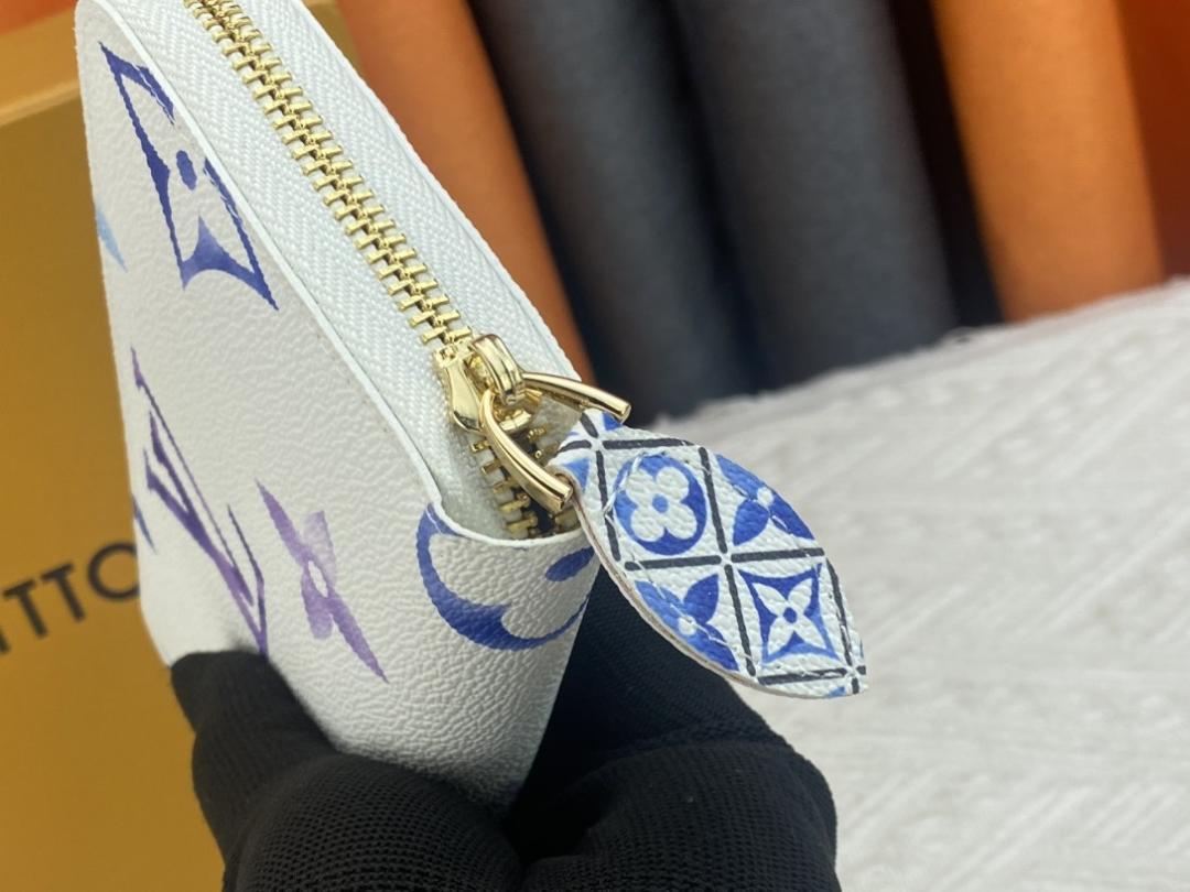 ✨【美品】Louis Vuitton 長財布 ホワイト