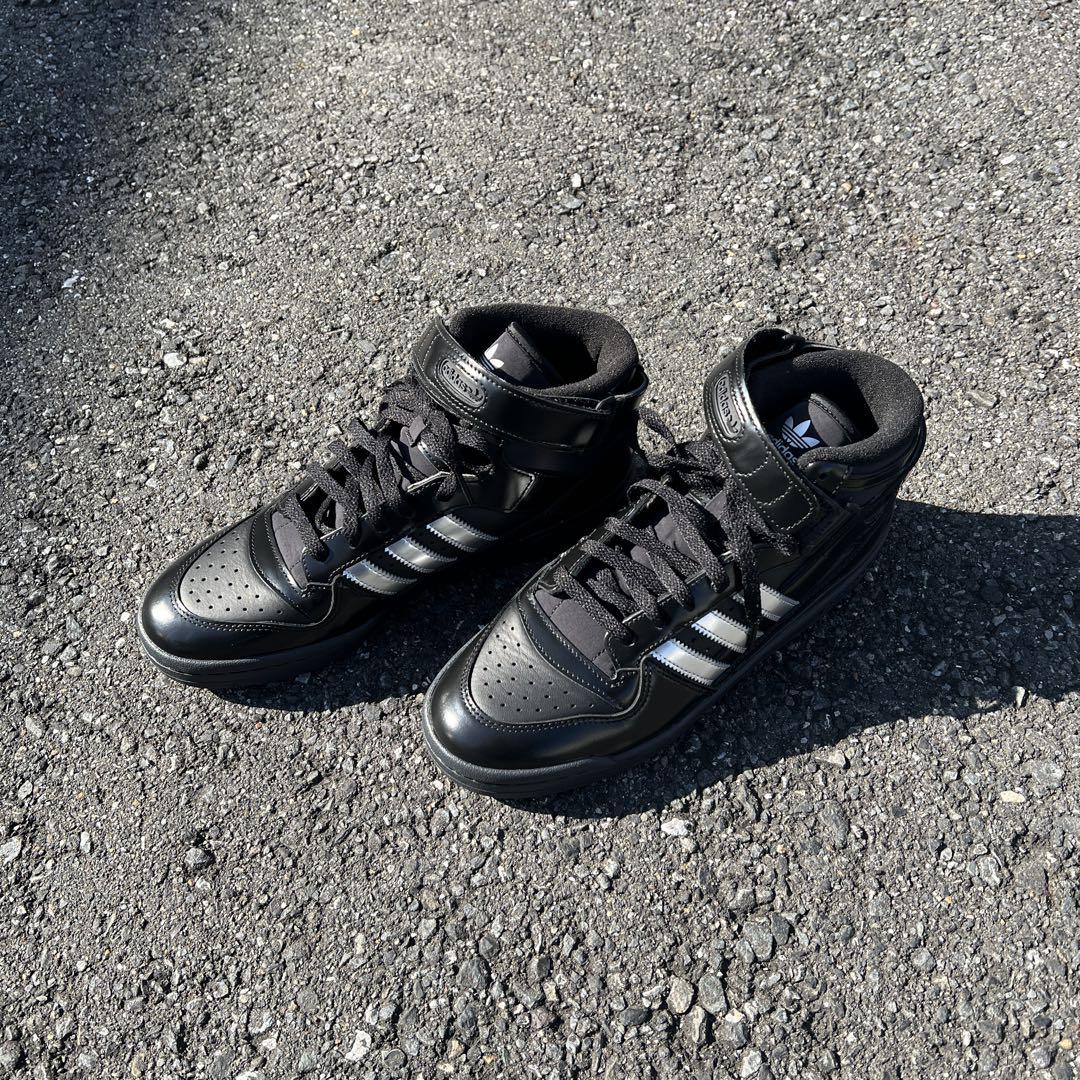 adidas スニーカー　forum 84 mid ADV