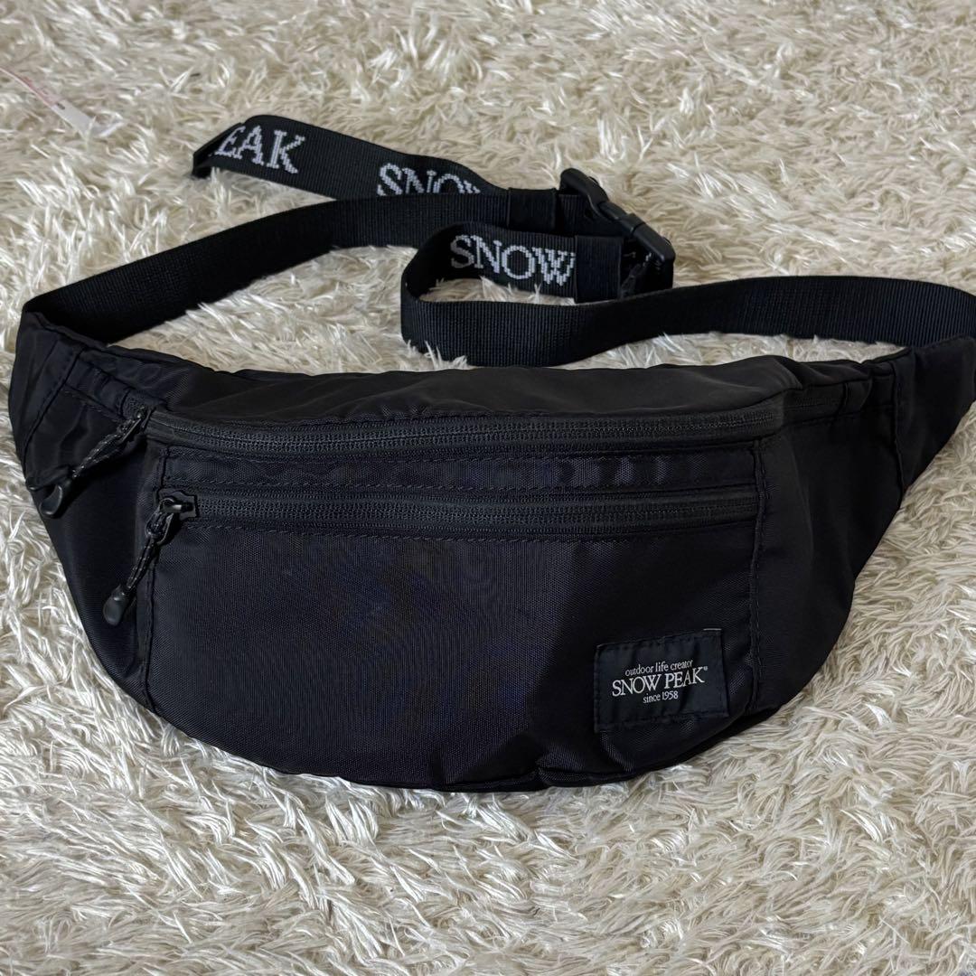 美品 スノーピーク ボディバッグ ウエストバッグ 黒 アウトドア