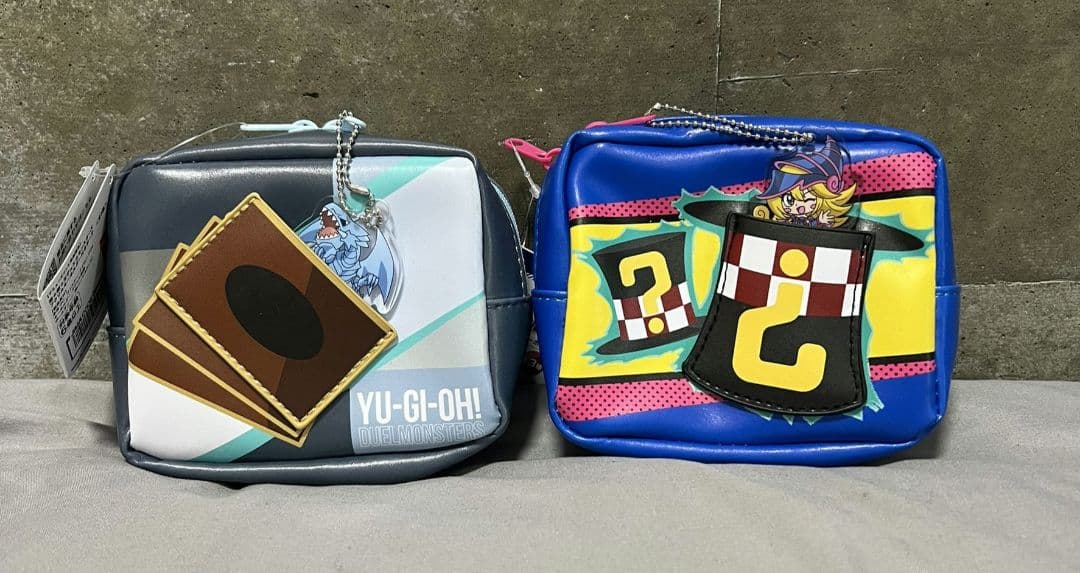 遊戯王デュエルモンスターズ アクリルキーホルダー付きポーチ 2種