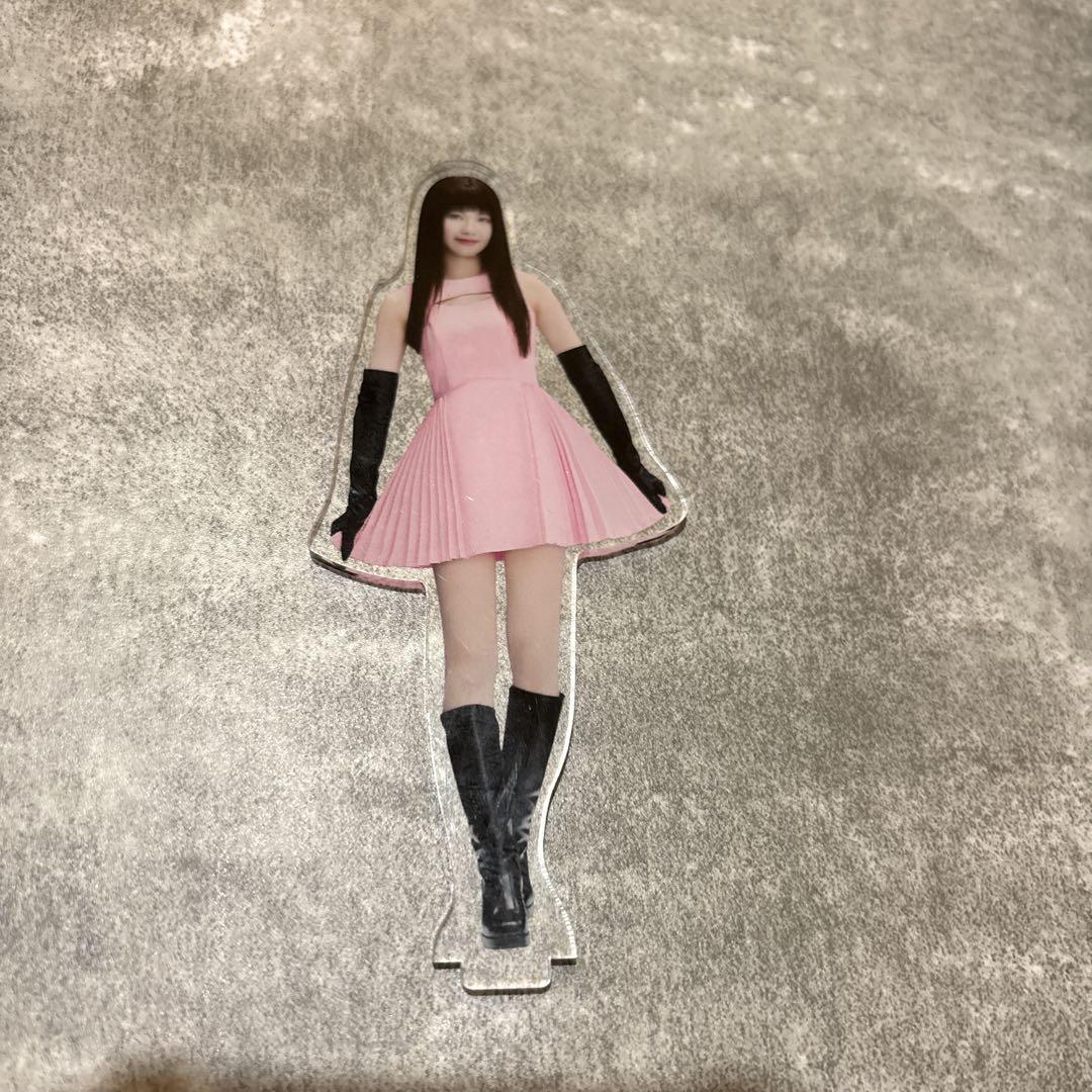 最新エルメス NiziU AYAKA アクリルスタンド Paradise - メルカリ アイドル