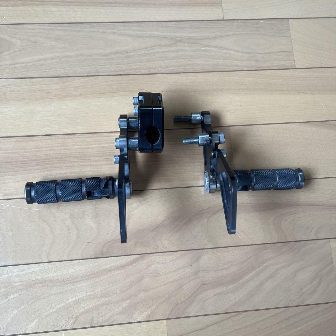 カワサキ　KSR110タンデムステップキット