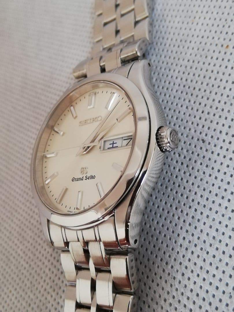 電池新品、年差10秒、美品】Grand SEIKO グランドセイコー | www