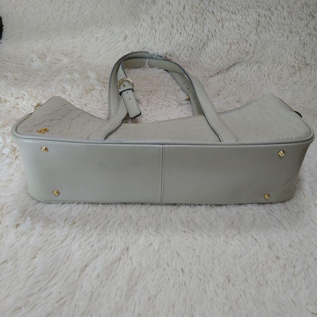 【ロベルタディカメリーノ】ショルダーバッグ クロコ型押しライトグレー