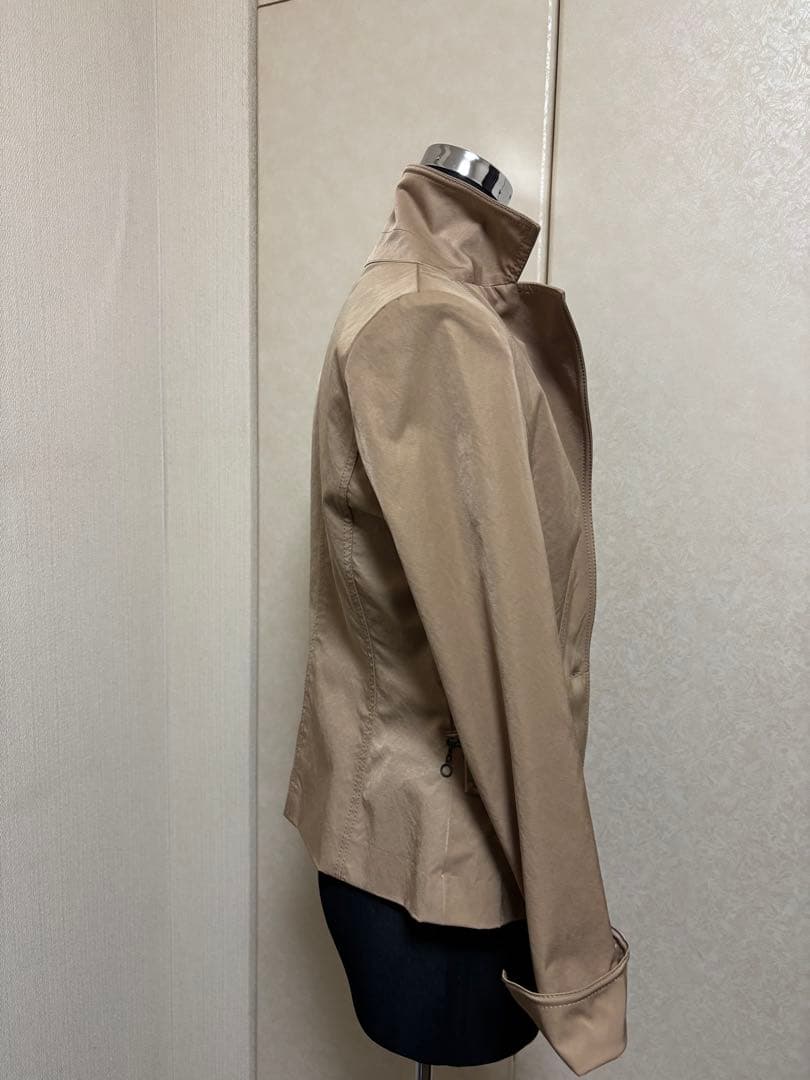 Grand Table ワイヤー入テーラードジャケット Grand Table ワイヤー入テーラードジャケット