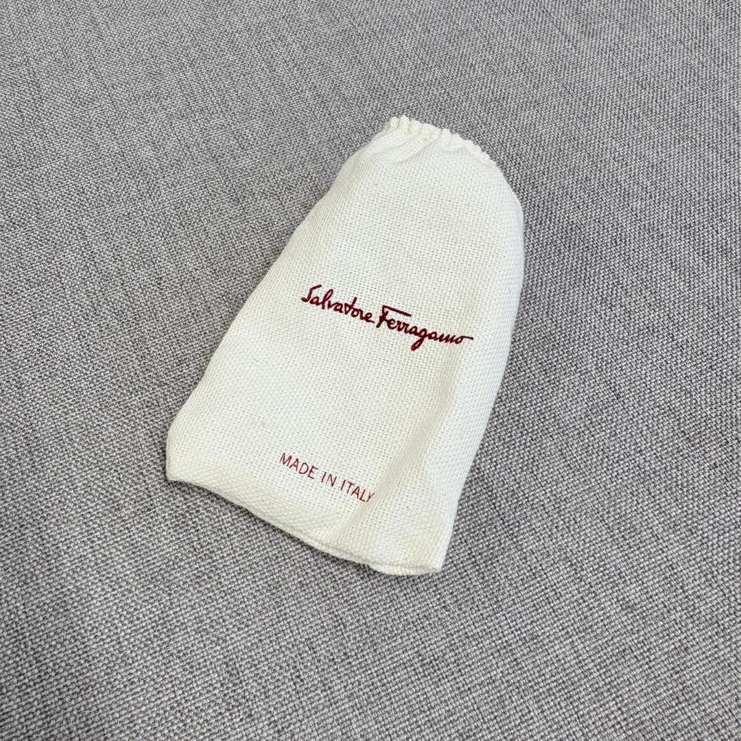 新品 Ferragamo ガンチーニ レディースベルト ゴールド金具ピンク100 新品 Ferragamo ガンチーニ レディースベルト ゴールド金具ピンク100