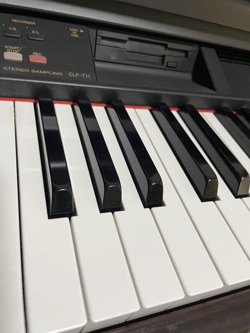 鍵盤楽器 YAMAHA Clavinova CLP-711
