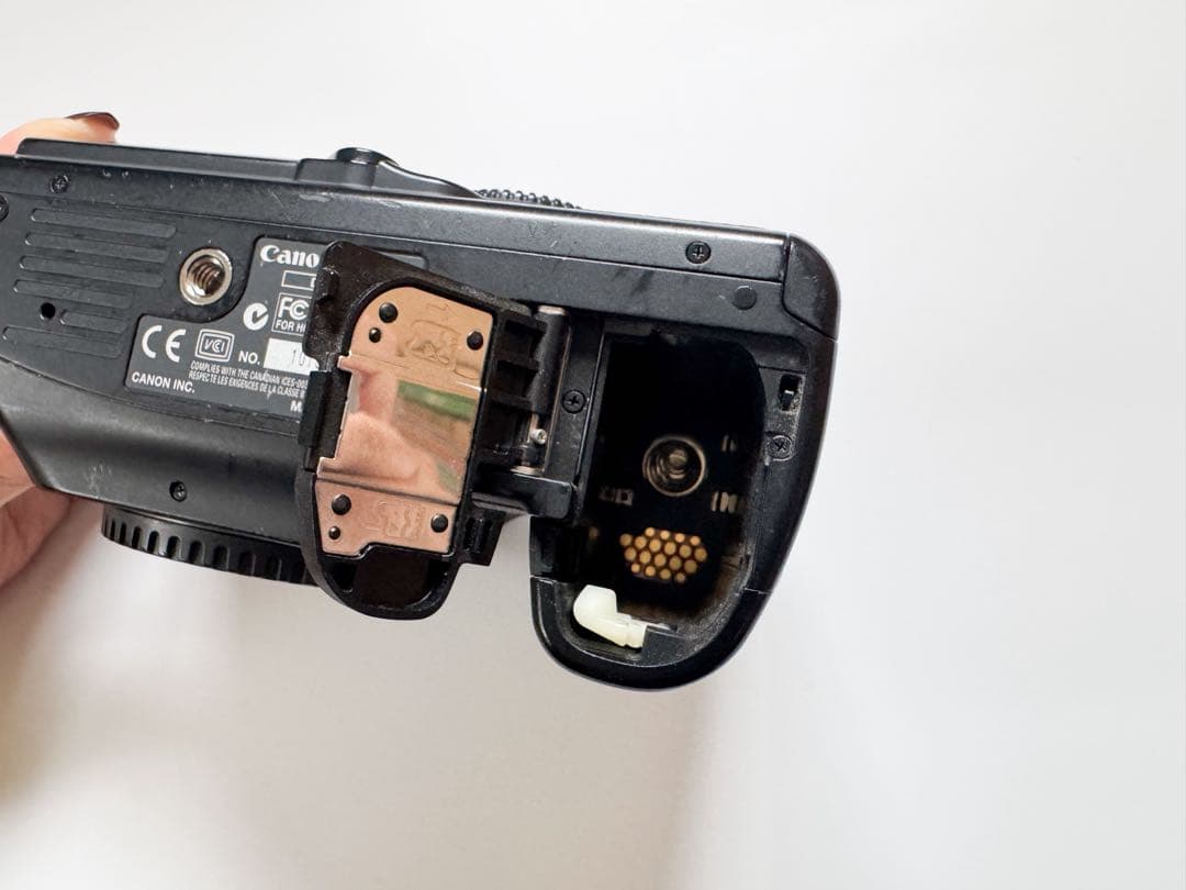 Canon EOS5D 初代 デジタル一眼レフ バッテリー CFカードアダプター Canon EOS5D 初代 デジタル一眼レフ バッテリー CFカードアダプター