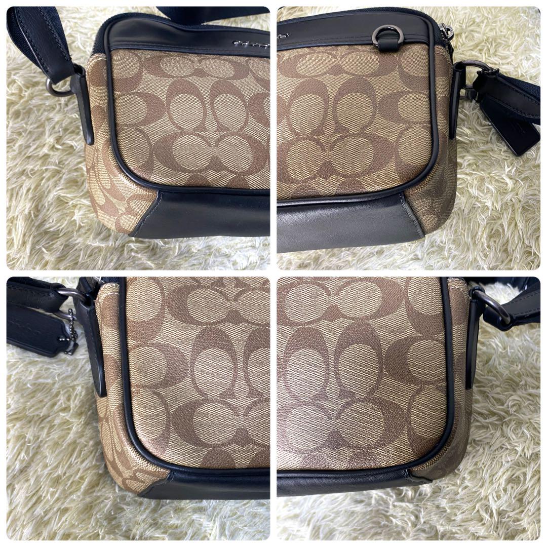 コーチ COACH