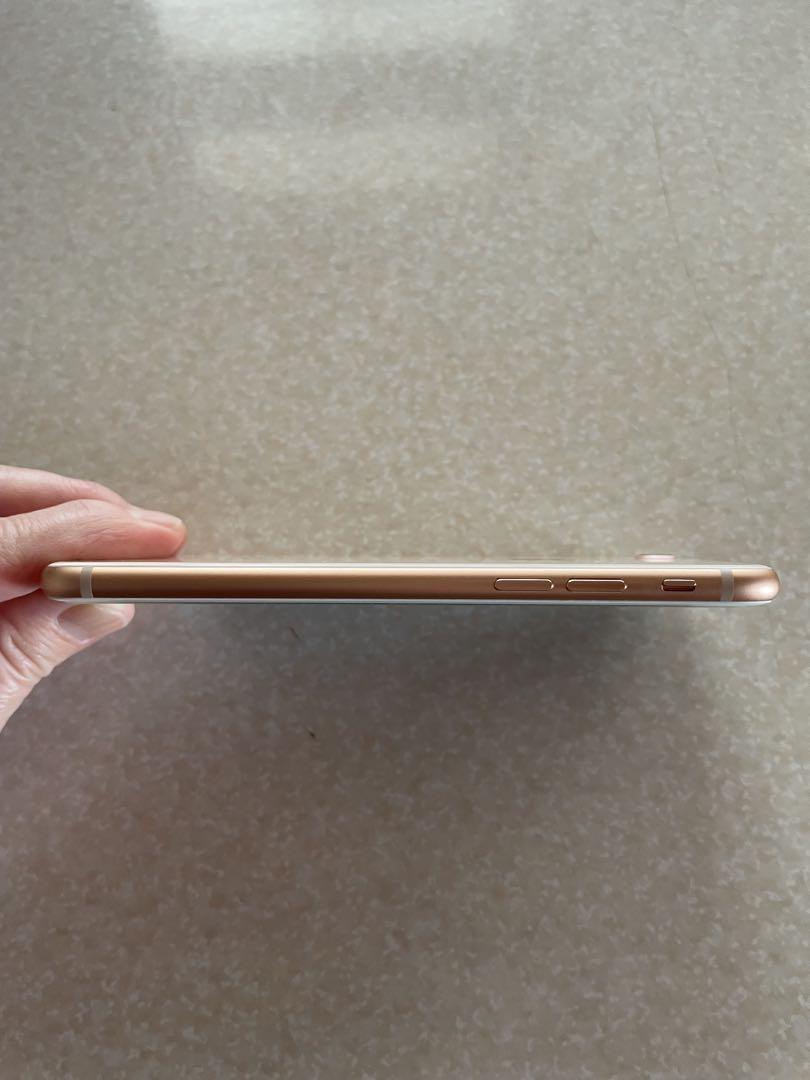 iPhone8本体　中古　初期化済み