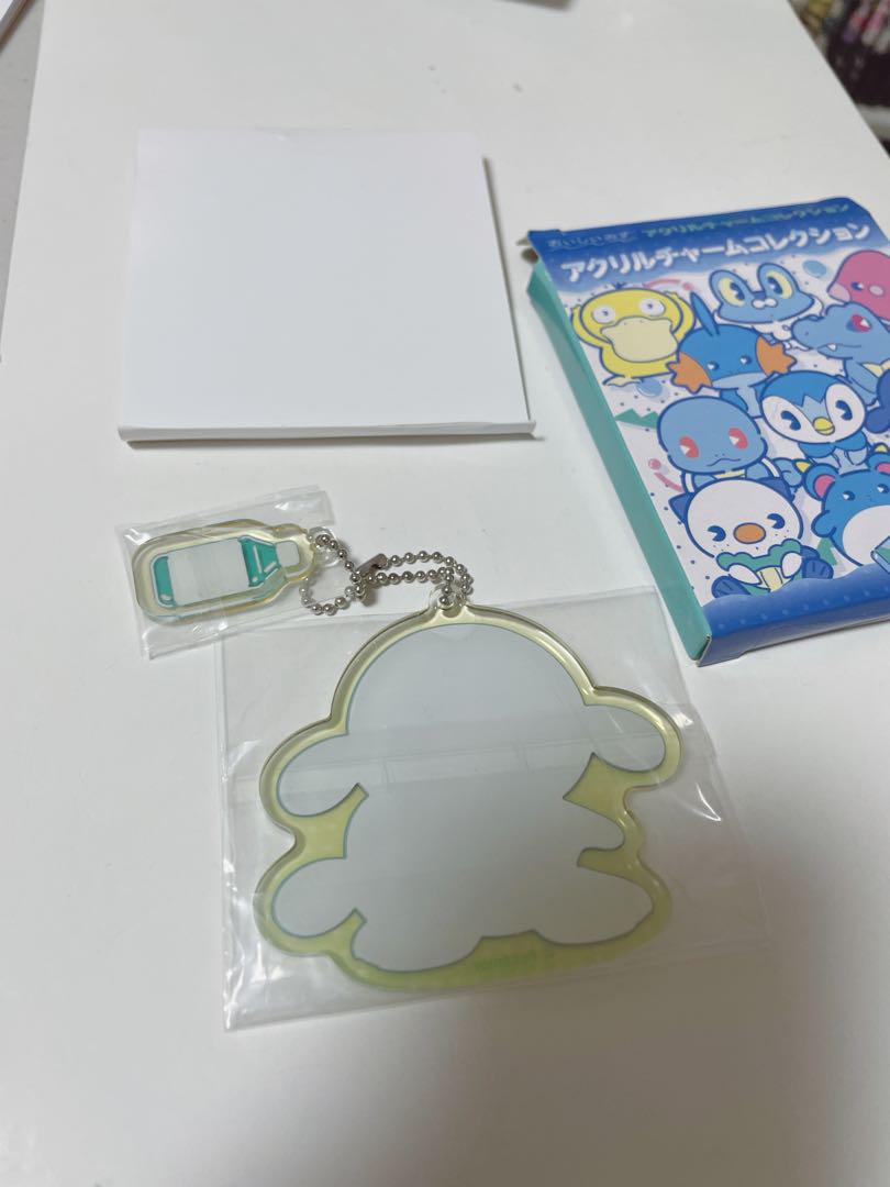 ポケモン　アクリルチャームコレクション　おいしいみず ポケモンセンター限定 おいしいみず アクリルチャーム