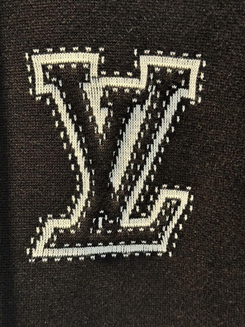 LOUIS VUITTON グラフィックインターシャジップコットンフーディ ルイヴィトン 2024秋冬 グラフィックインターシャジップ