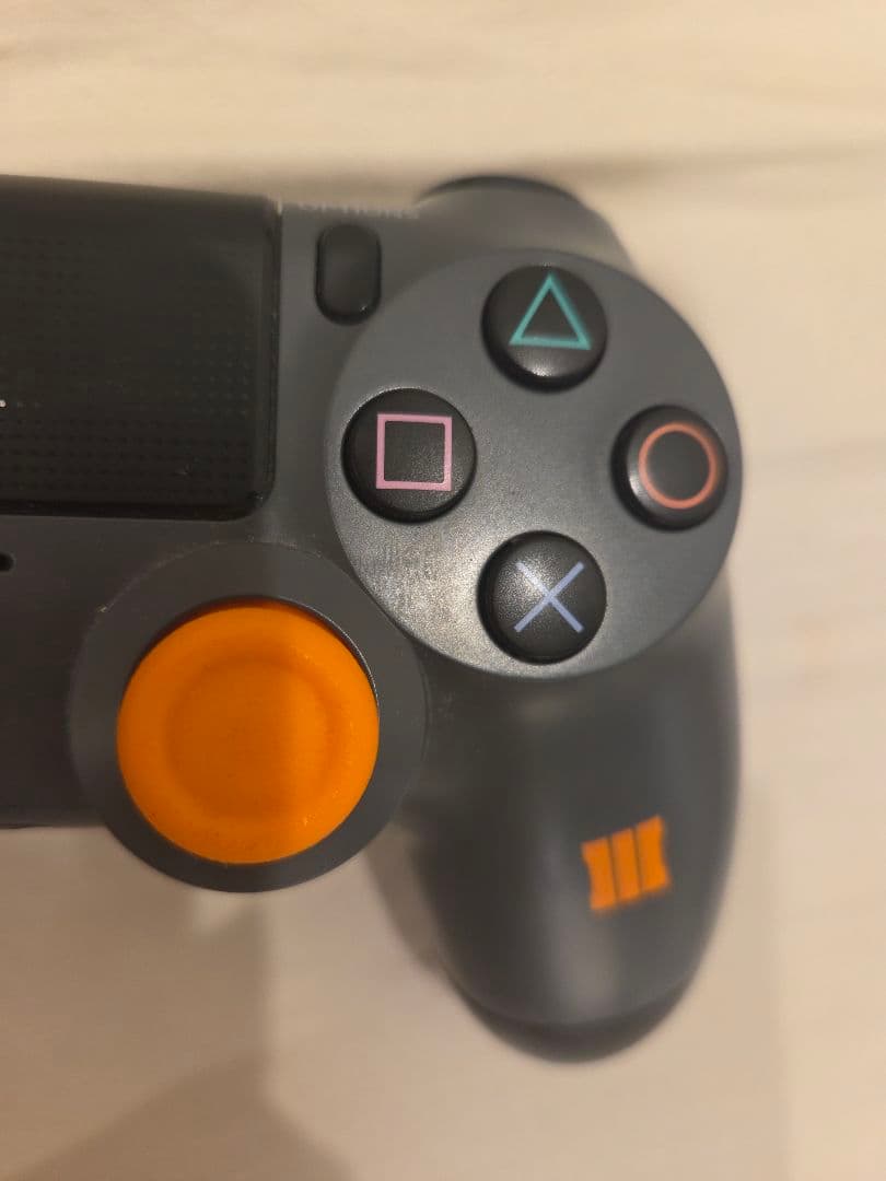 PS4用コントローラー