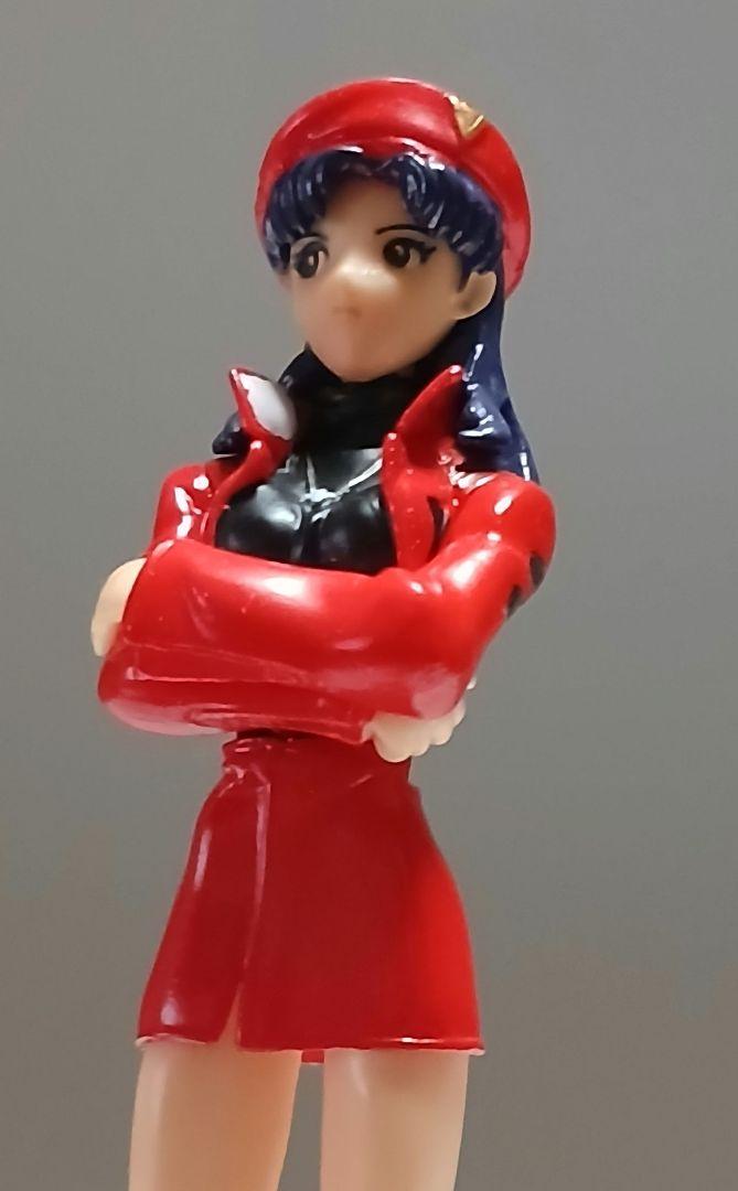 赤いジャケットのフィギュア 葛城ミサト赤いジャケット フィギュア - メルカリ